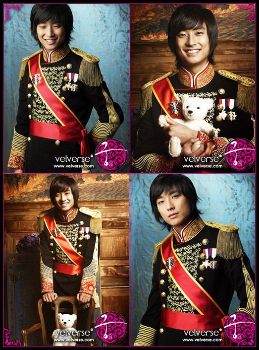 Joo Ji Hoon (주지훈) as Lee Shin (이신)